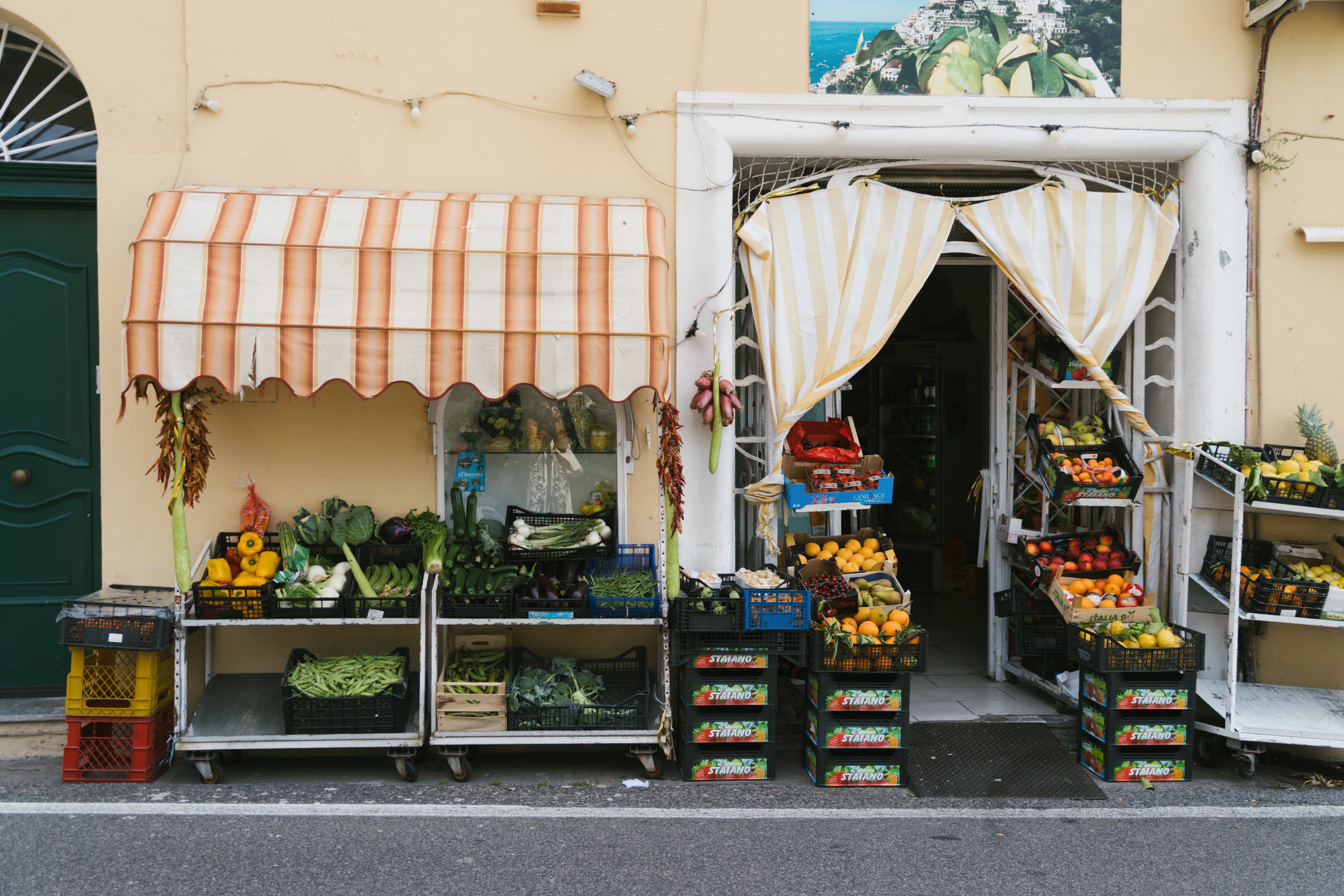 Morning Market in Positano